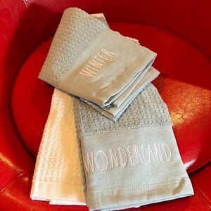 NWT Rae Dunn kitchen towels